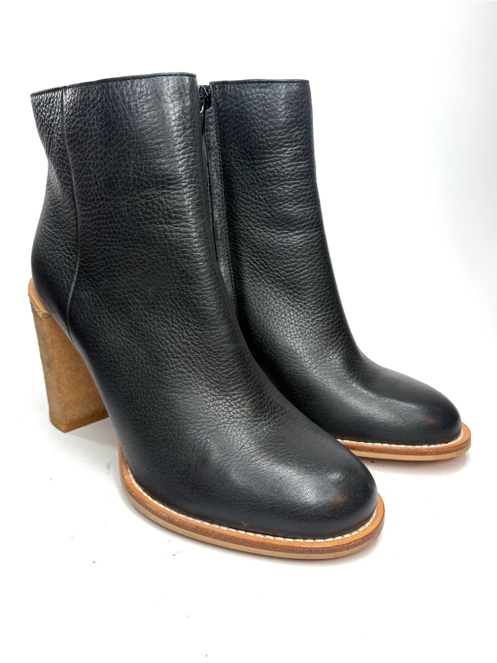 See by Chloé Keira Black Leather Heeled Bootie | 39